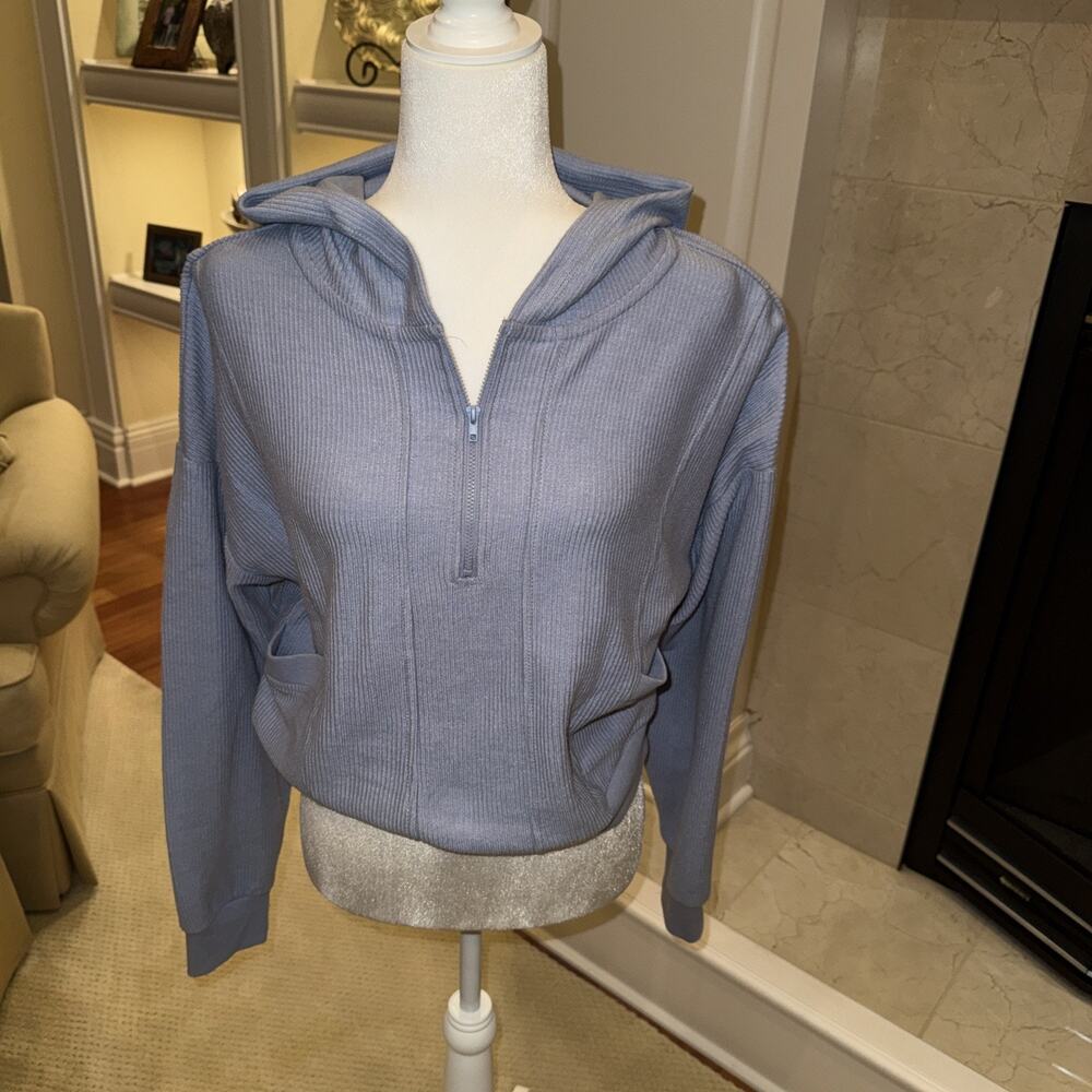 Thread + Supply Women's Baby Lavender Hooded Ribbed 1/4 Zip Sweater Sz M